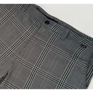 Travis Mathew Mens Shorts 36 Gray‎ Plaid Golf Chino Flat Front EUC